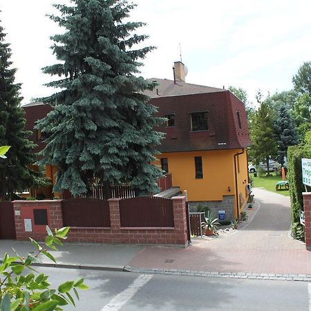 Pension Trojska Прага Екстер'єр фото